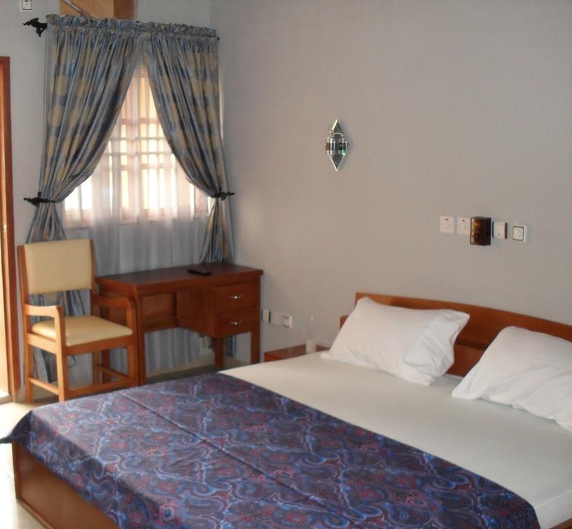 Neighbourhood Guest House Абуджа Номер фото